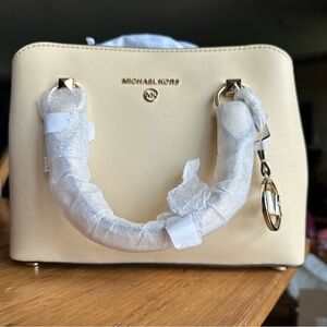 Michael Kors NWT SM Edith Satchel
